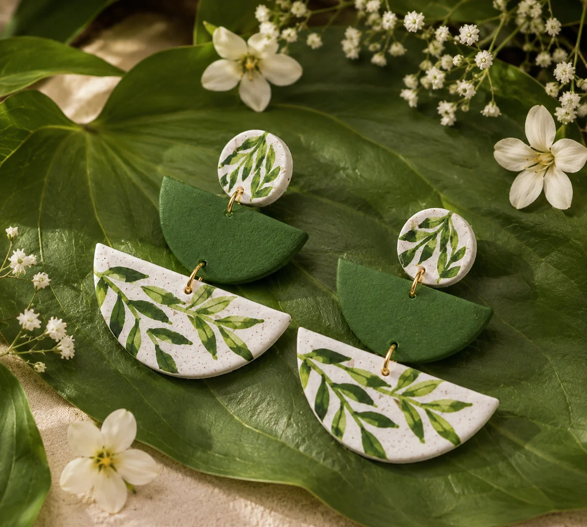 Hand Painted Earring – Green Harmony