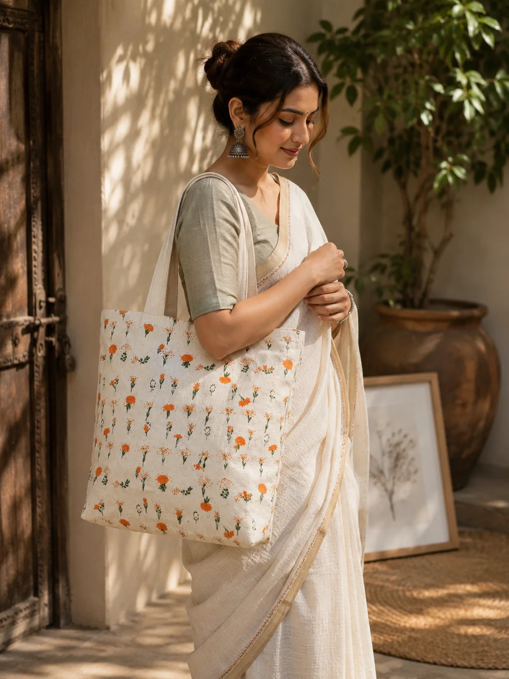 Printed Fabric Ladies Tote Bag – Soft Blossom