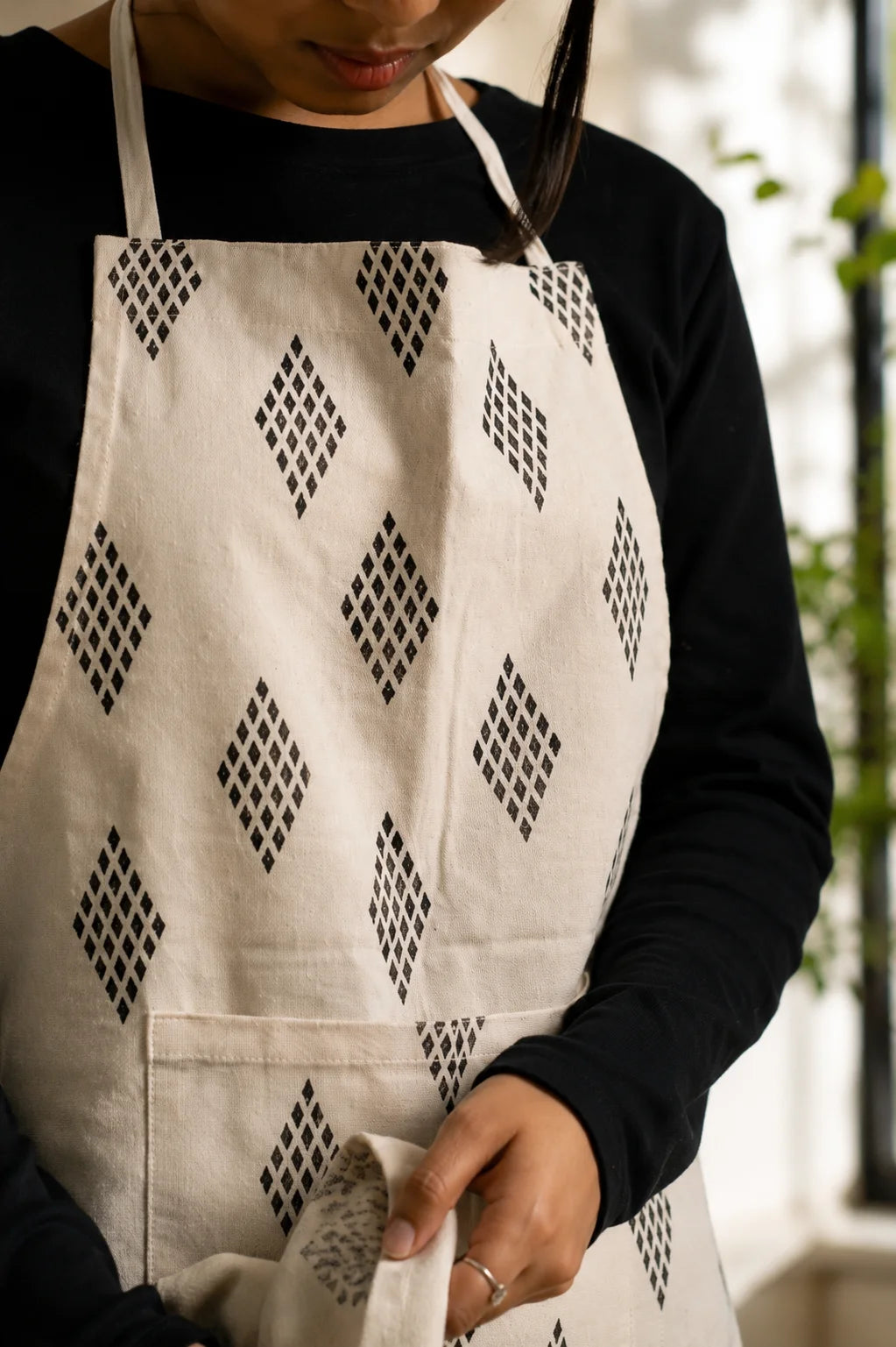 Apron – Kitchen Elegance