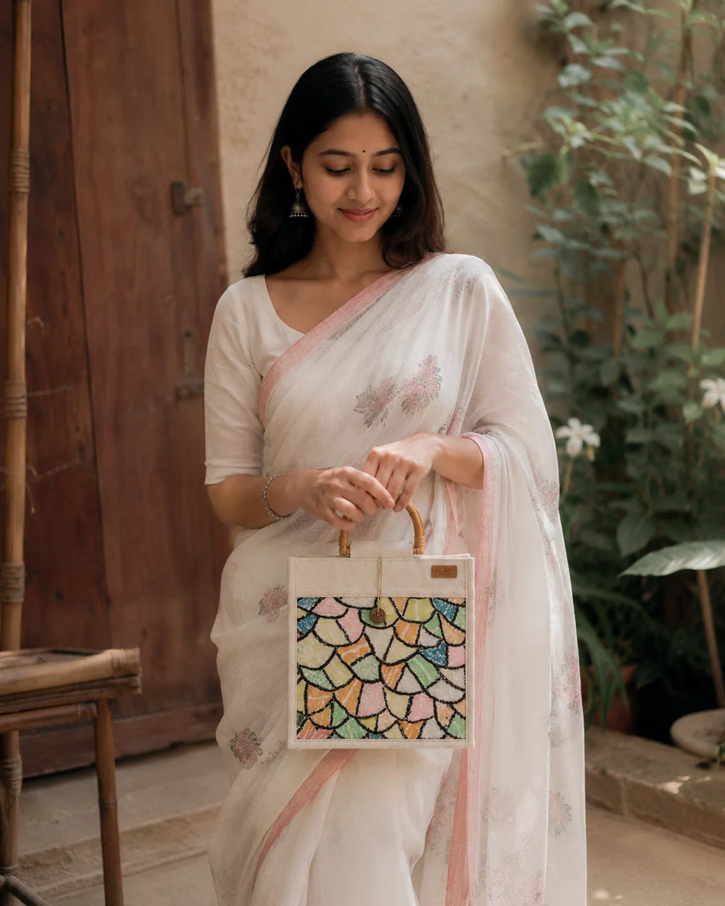 Hand Stitch Jute Ladies Hand Bag – Colors of Creation