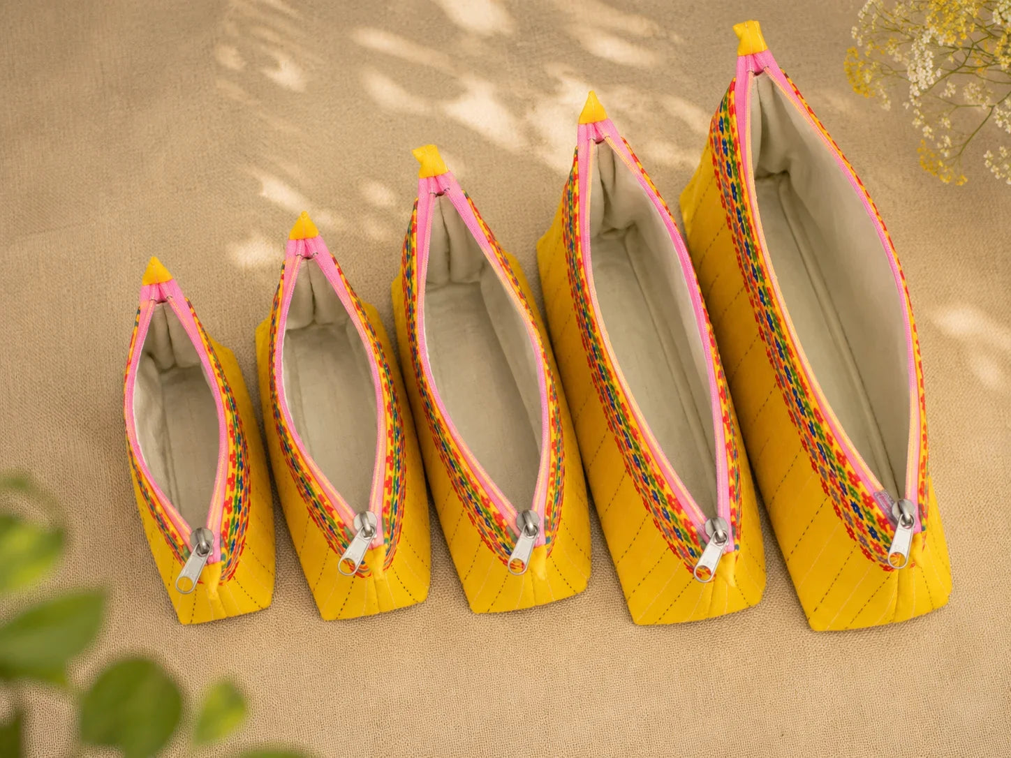 Hand Stitch Pouch Set – Golden Happiness