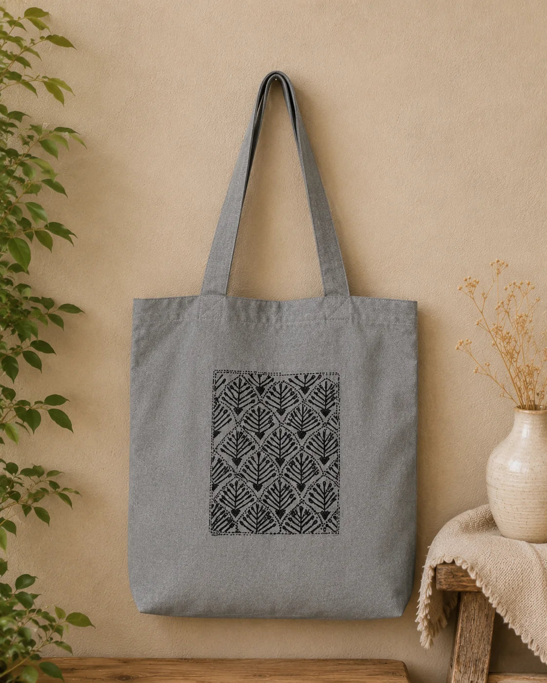 Printed Fabric Ladies Tote Bag – Classic Leaves