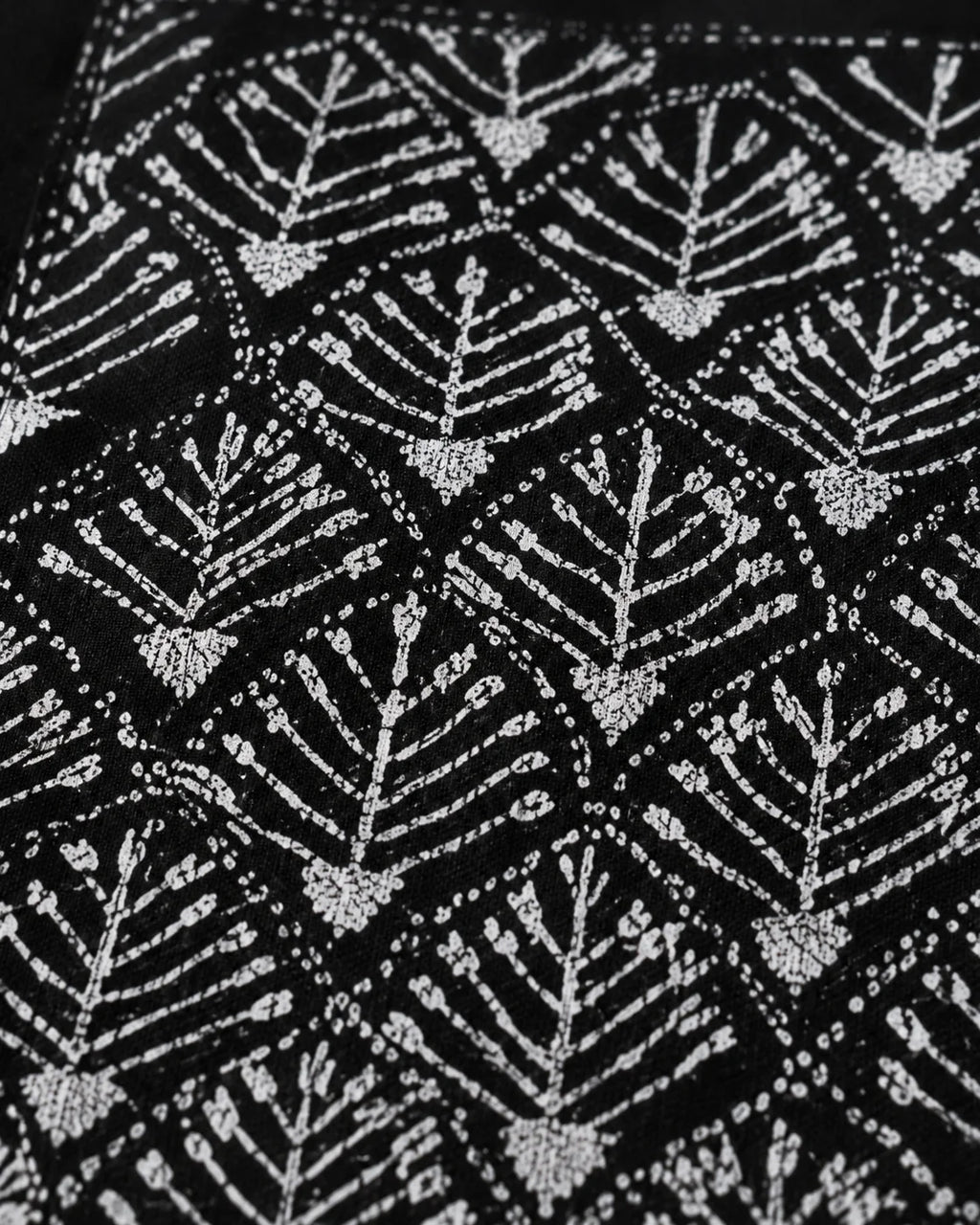Printed Fabric Ladies Tote Bag – Classic Leaves