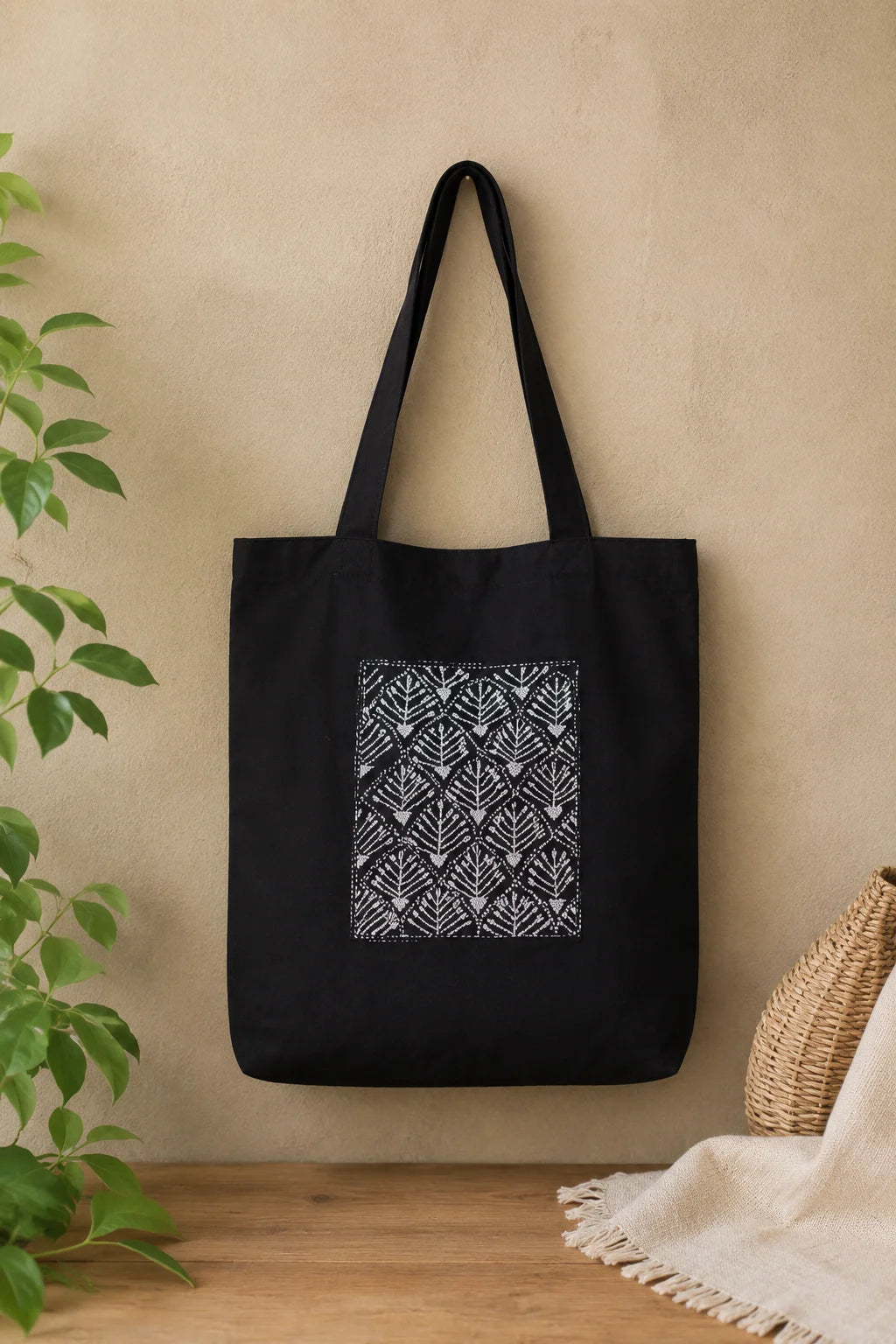 Printed Fabric Ladies Tote Bag – Classic Leaves