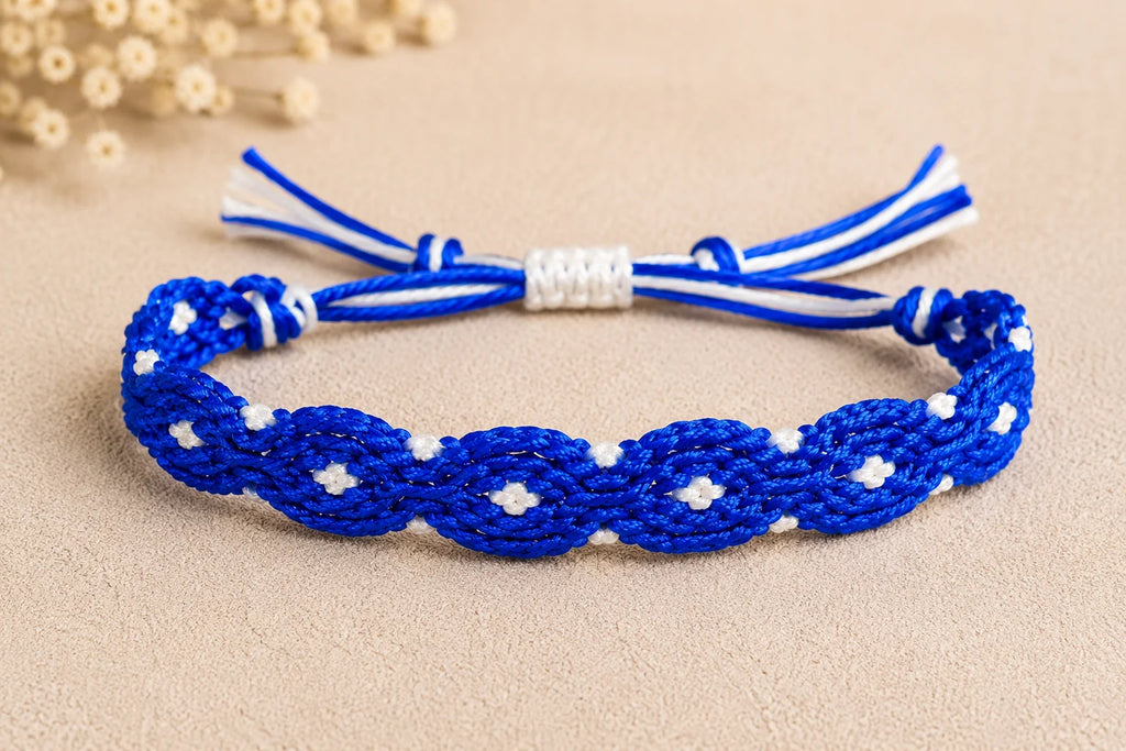 Handmade Yarn Bracelet – Blue Serenity