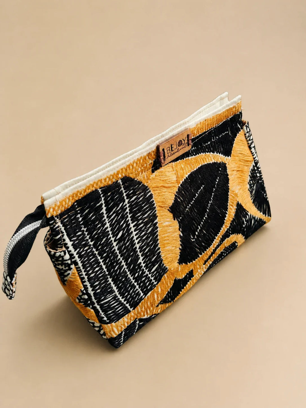 Hand Stitch Pouch – Bold Journey