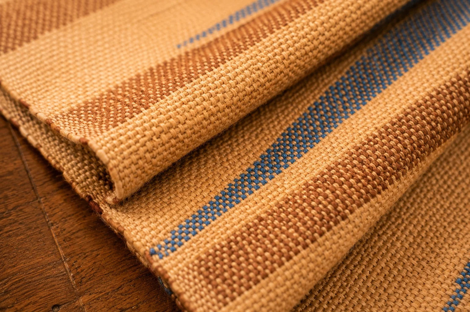 Jute Table Runner – Natural Heritage