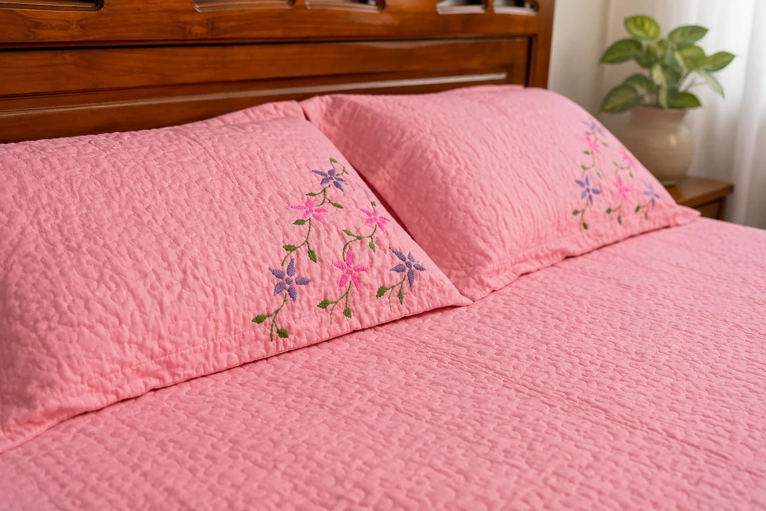 Hand Stitch Bed Cover Set – Floral Comfort