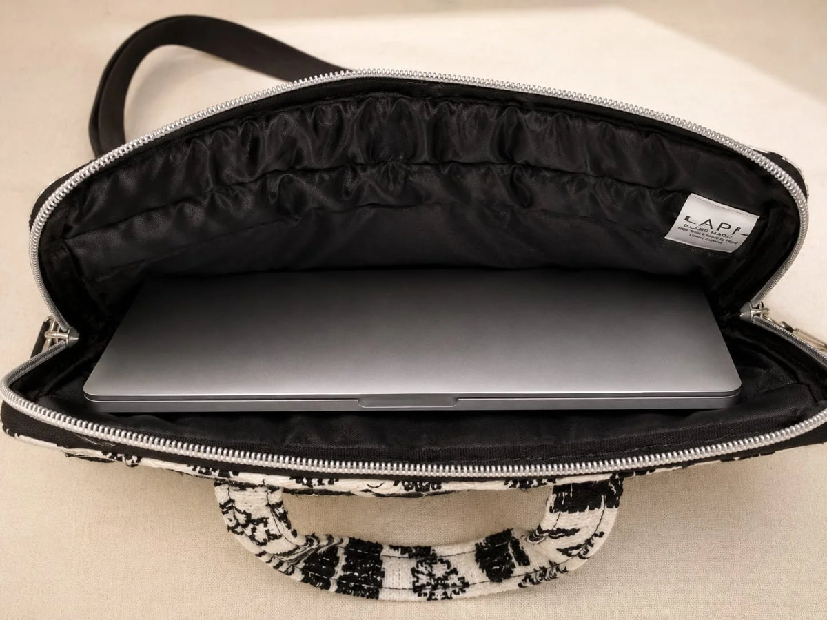 Hand Stitch Laptop Bag – Classic Artisan Carry