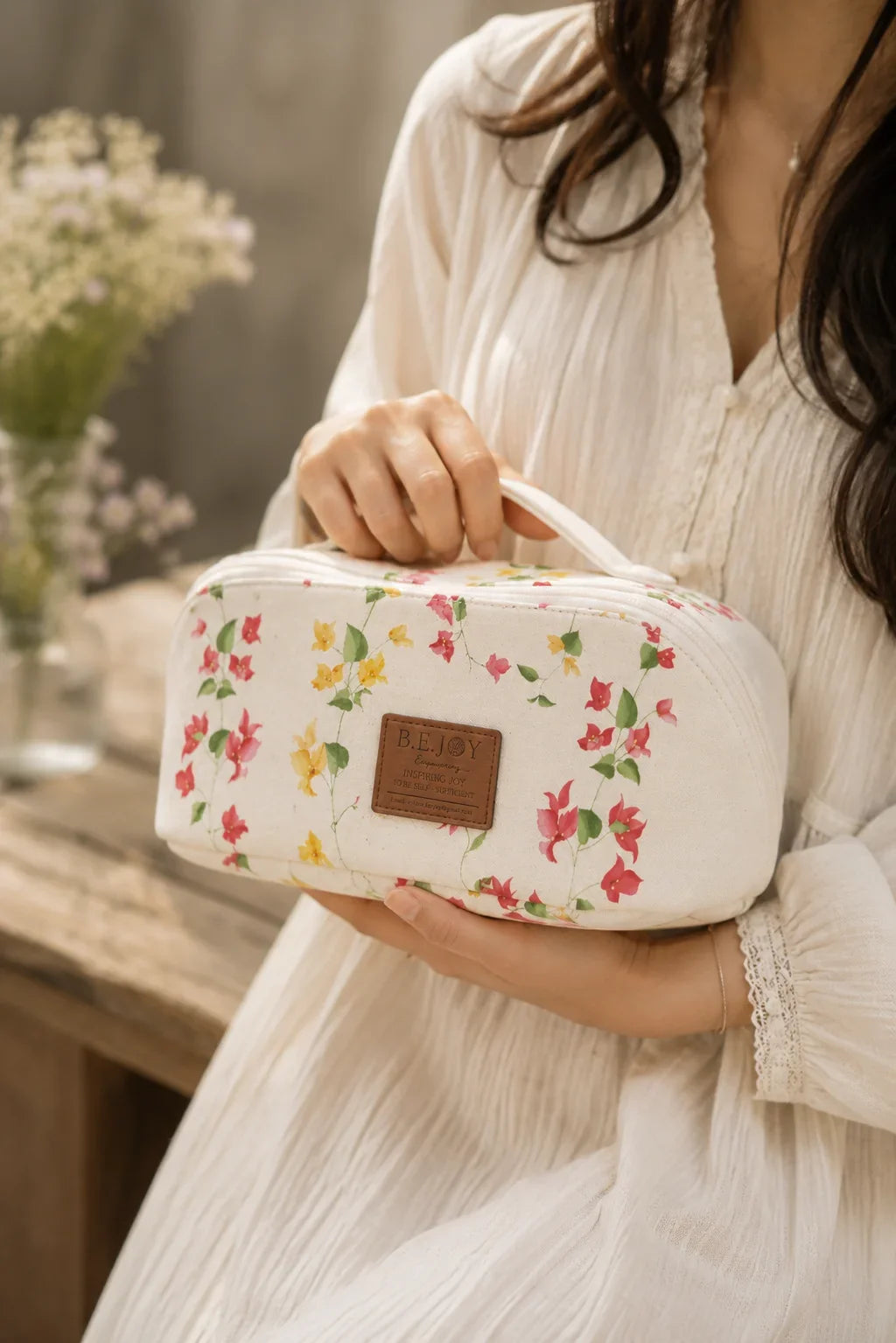 Handle Pouch – Garden of Hope
