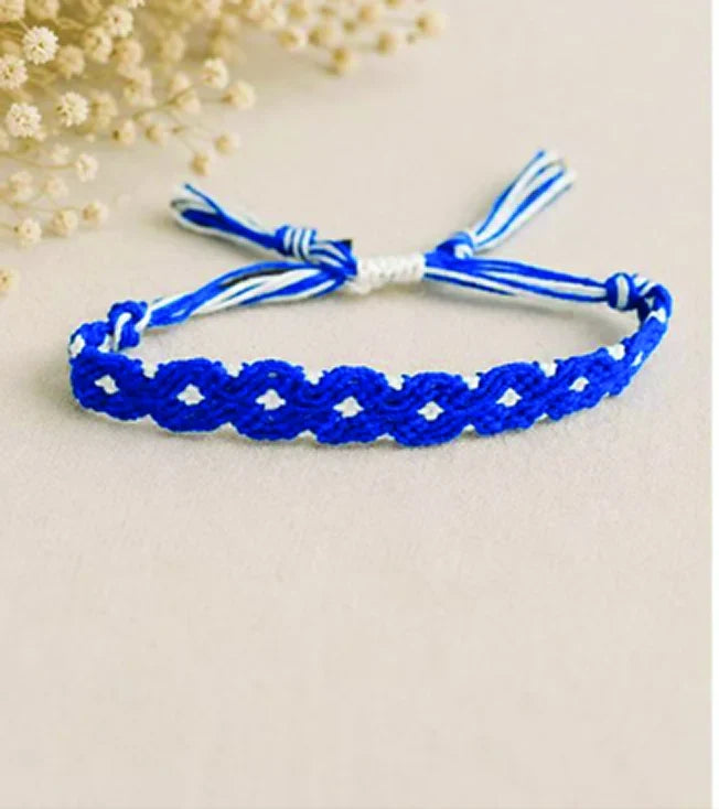 Handmade Yarn Bracelet – Blue Serenity